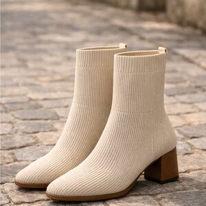 Cushionaire Stretch Sock Boots Beige 10